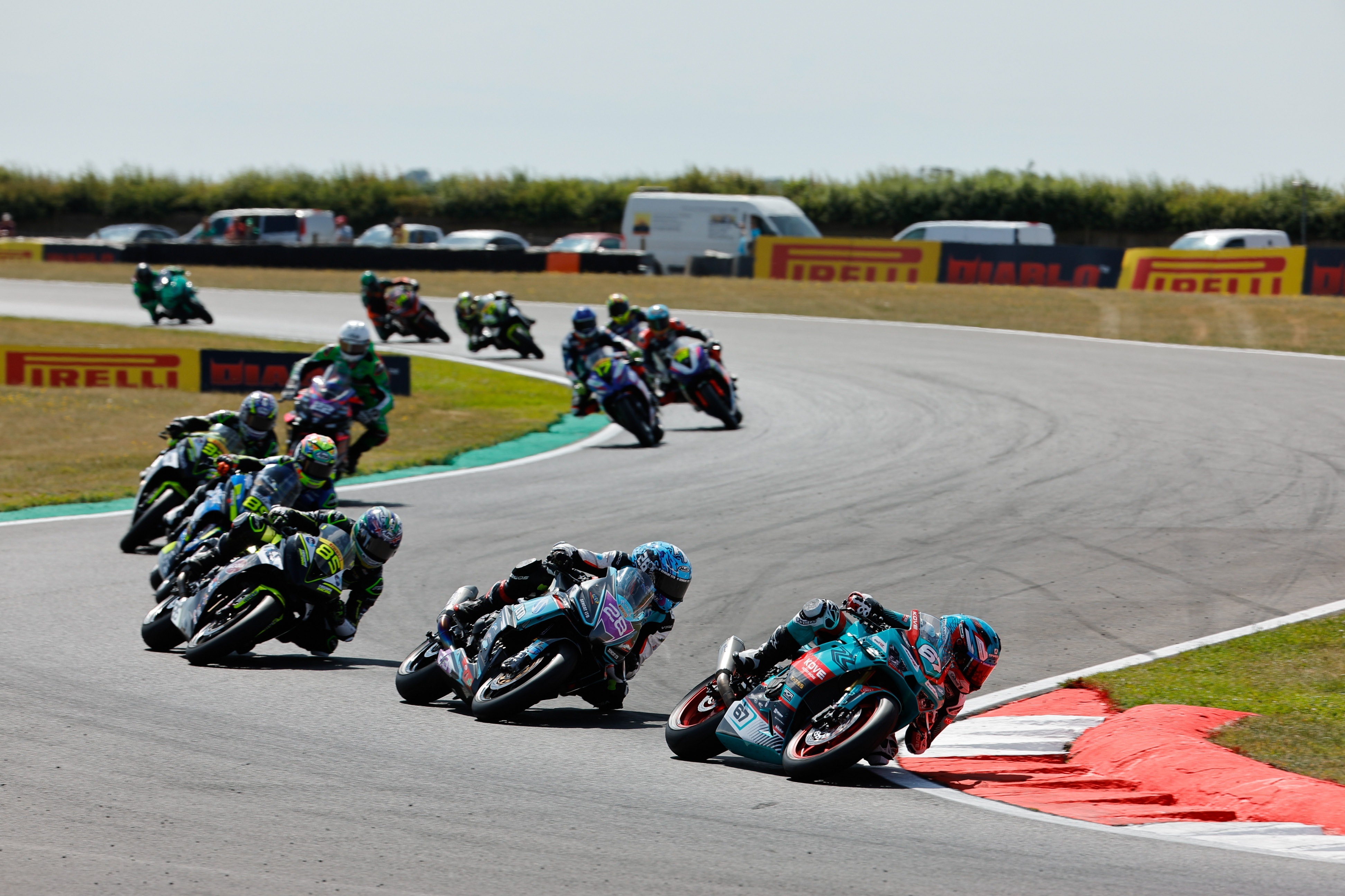 IH_BSB_Snetterton_072358