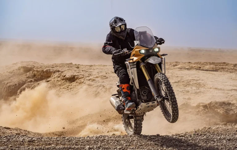 KOVE 800X Rally