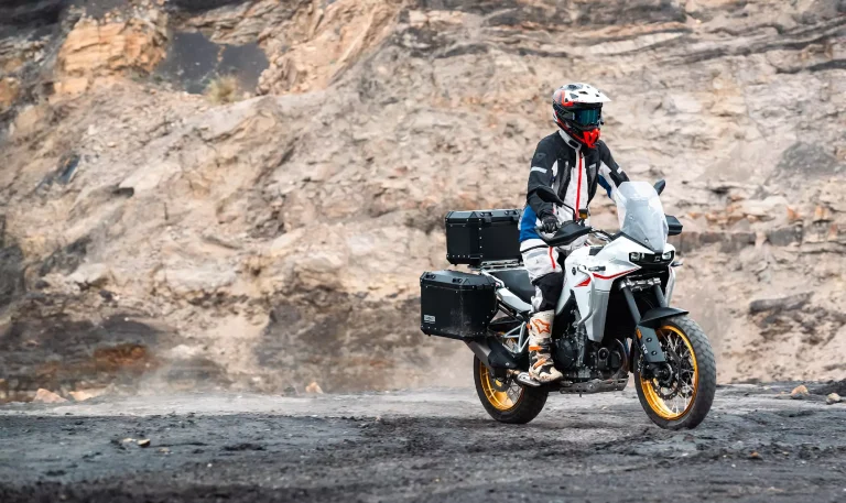 KOVE 800X TOURING E5+